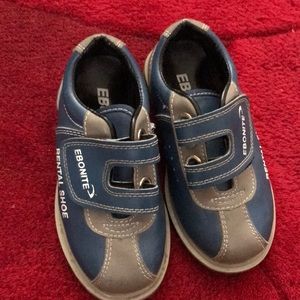 Kids Bowling Shoes - size 10
